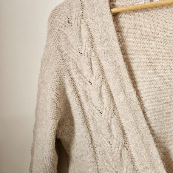 NEVER WORN LEITH CABLE KNIT COZY DUSTER / LONG OATMEAL CARDIGAN SIZE MEDIUM - Picture 10 of 16